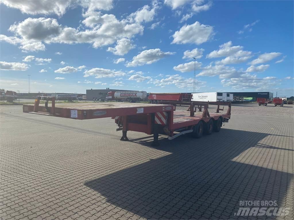  Trailerpartner Низькорамні напівпричепи