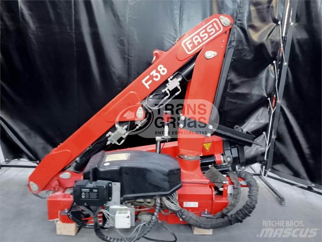 Fassi F38AF Крани вантажників