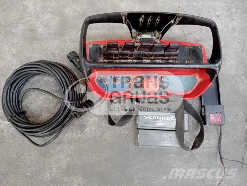 HMF 2223 K6 D Крани вантажників