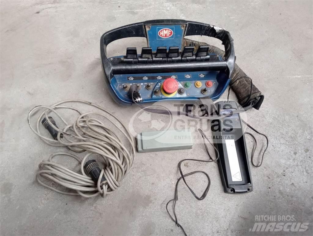 HMF 4220 K4 Крани вантажників