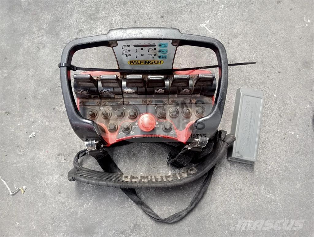 Palfinger PK 20002 Крани вантажників