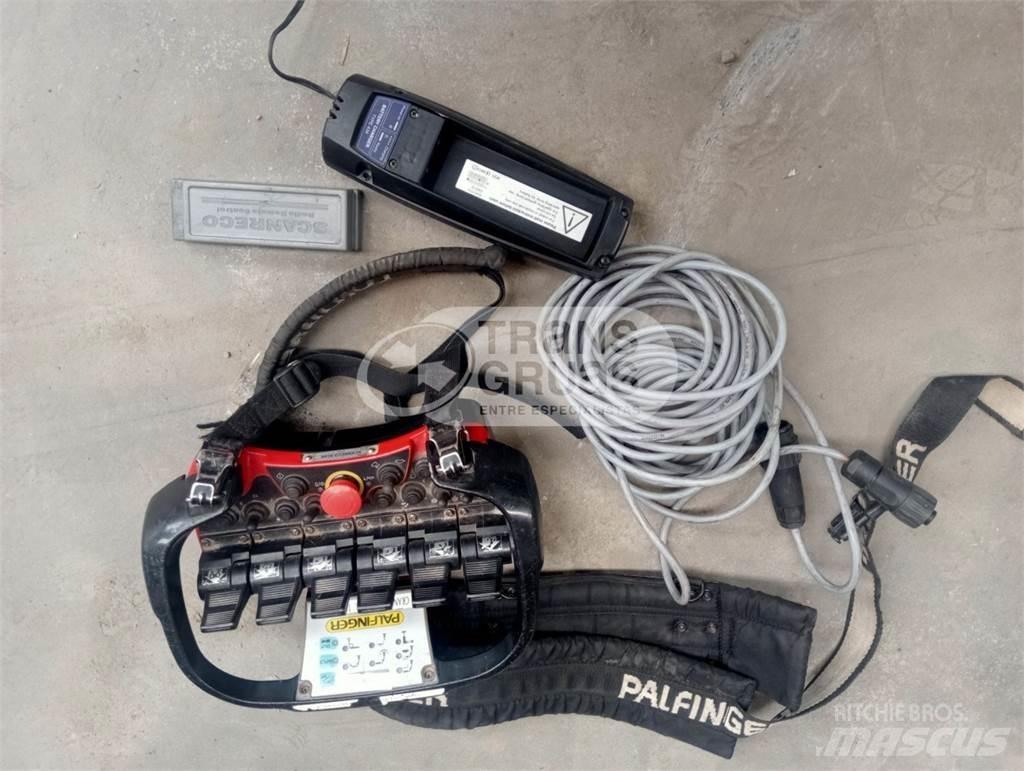 Palfinger PK 9001 EH Крани вантажників