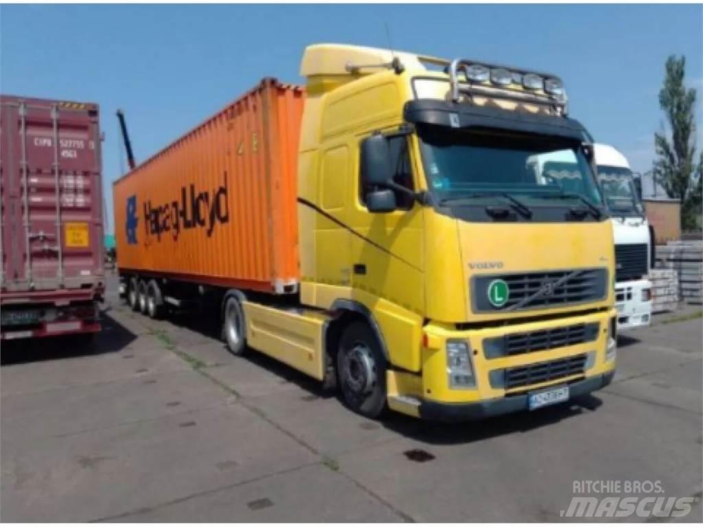 Volvo  Тягачі