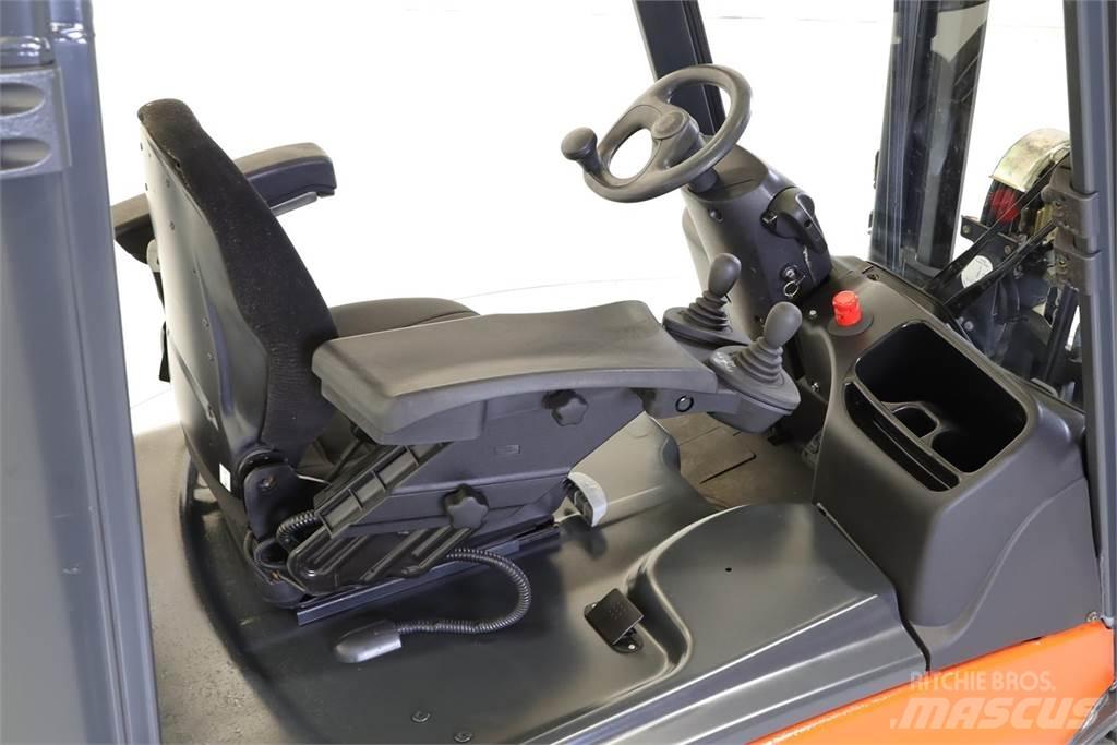 Linde E16L-01 Електронавантажувачі