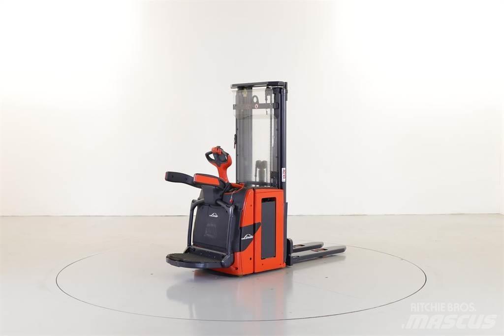 Linde L16 AP Самохідні електроштабелери