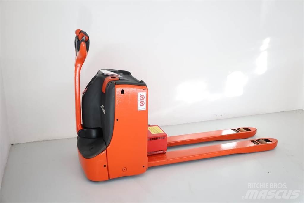 Linde T-18 Штабелери