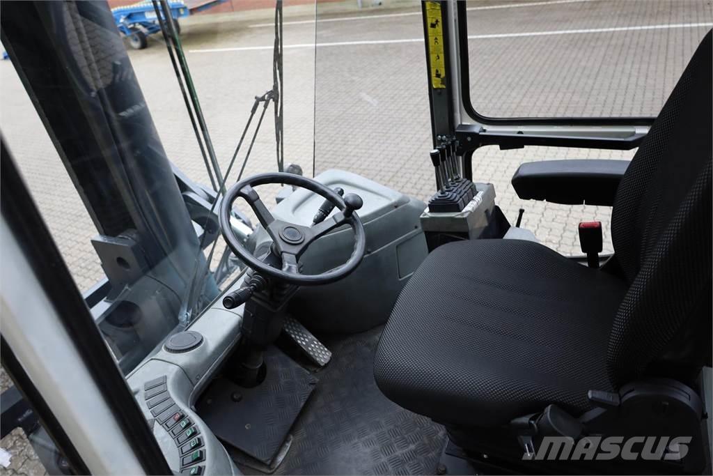 SMV SL16-1200-A Дизельні навантажувачі