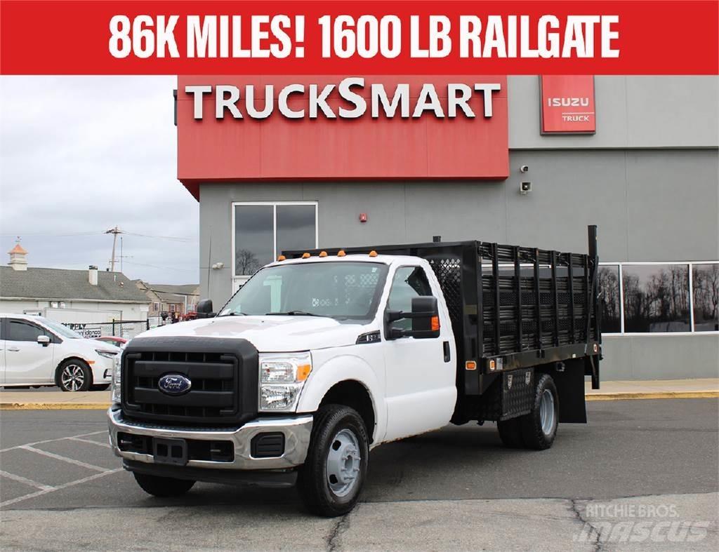 Ford F350 Вантажівки-платформи/бокове розвантаження