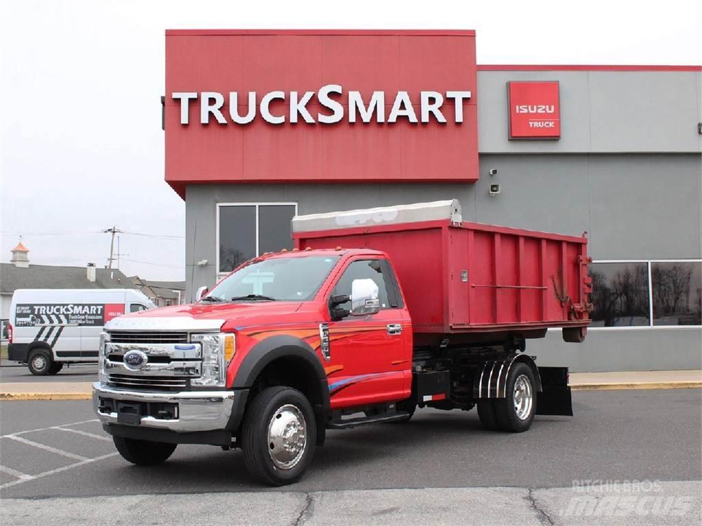 Ford F550 Вантажівки з гаковим підйомом