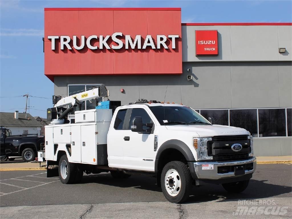 Ford F550 Комунальні автомобілі / автомобілі загального призначення