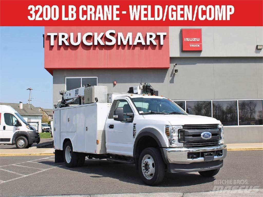 Ford F550 Комунальні автомобілі / автомобілі загального призначення