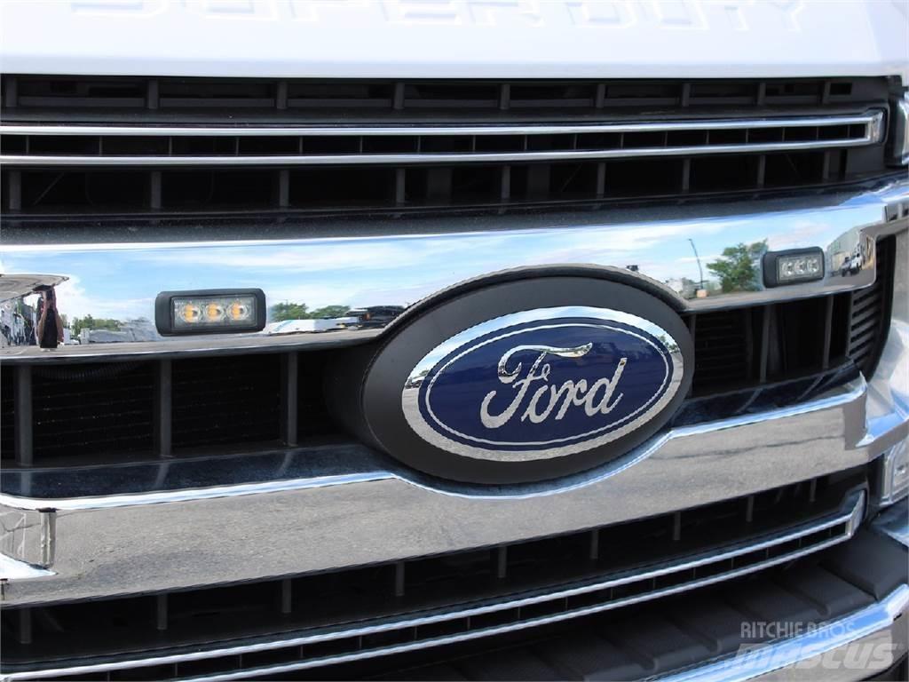 Ford F550 Комунальні автомобілі / автомобілі загального призначення