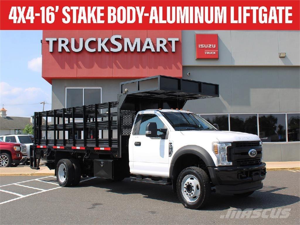 Ford F550 Вантажівки-платформи/бокове розвантаження