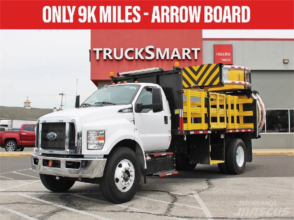 Ford F650 Комунальні автомобілі / автомобілі загального призначення