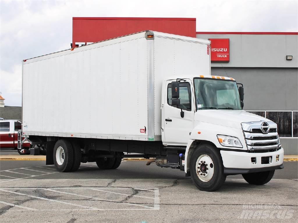Hino L6 Фургони