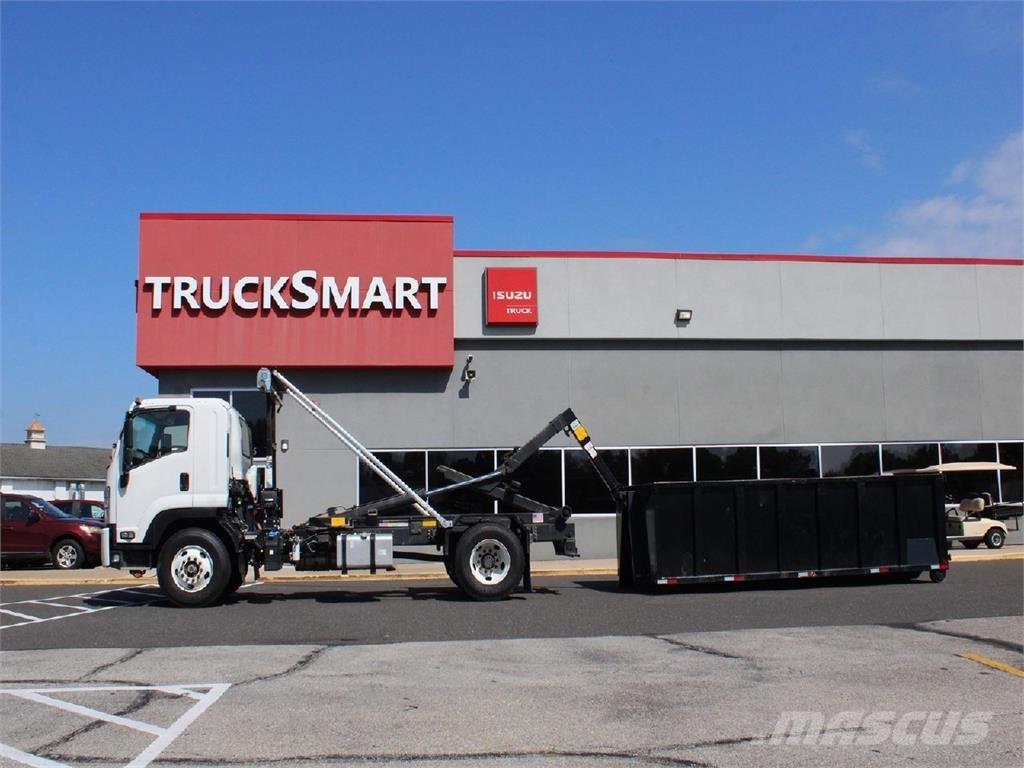 Isuzu FTR Автоконтейнеровози
