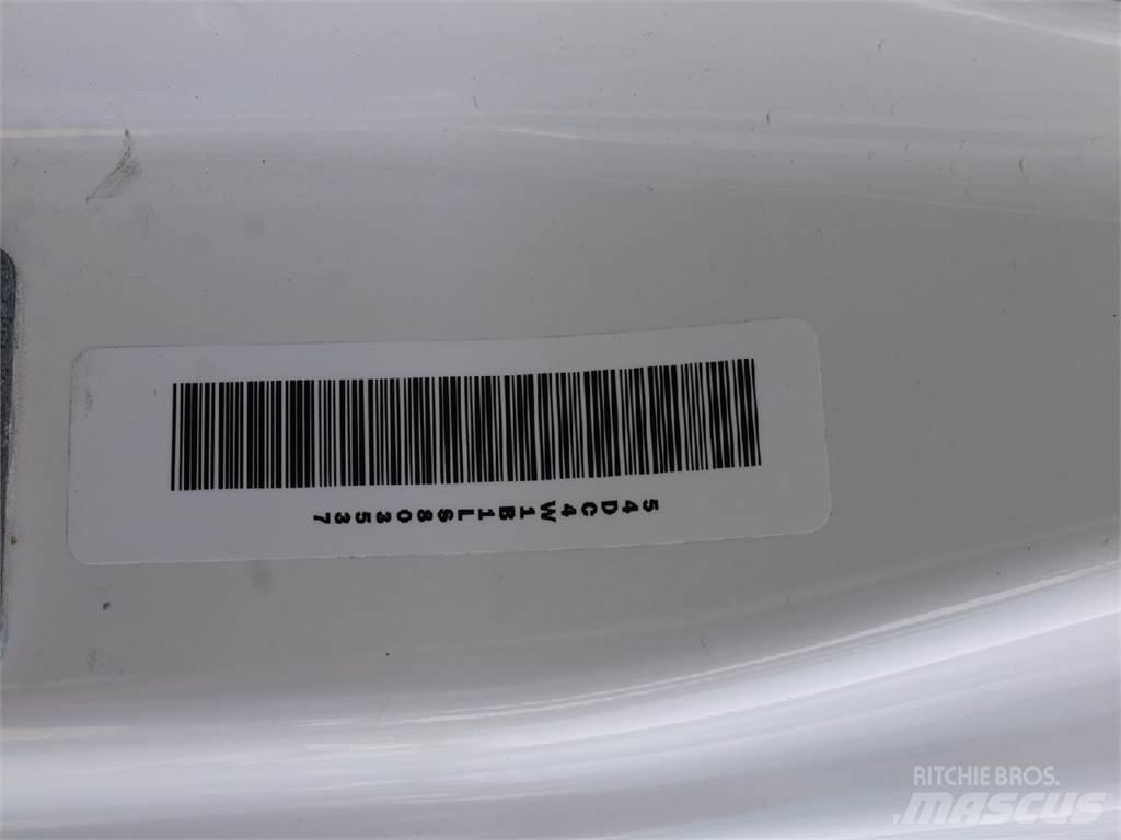 Isuzu NPR-HD Фургони