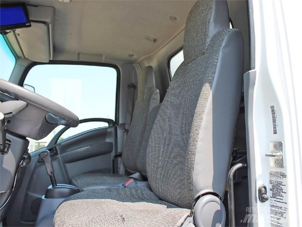 Isuzu NPR-HD Панельні фургони