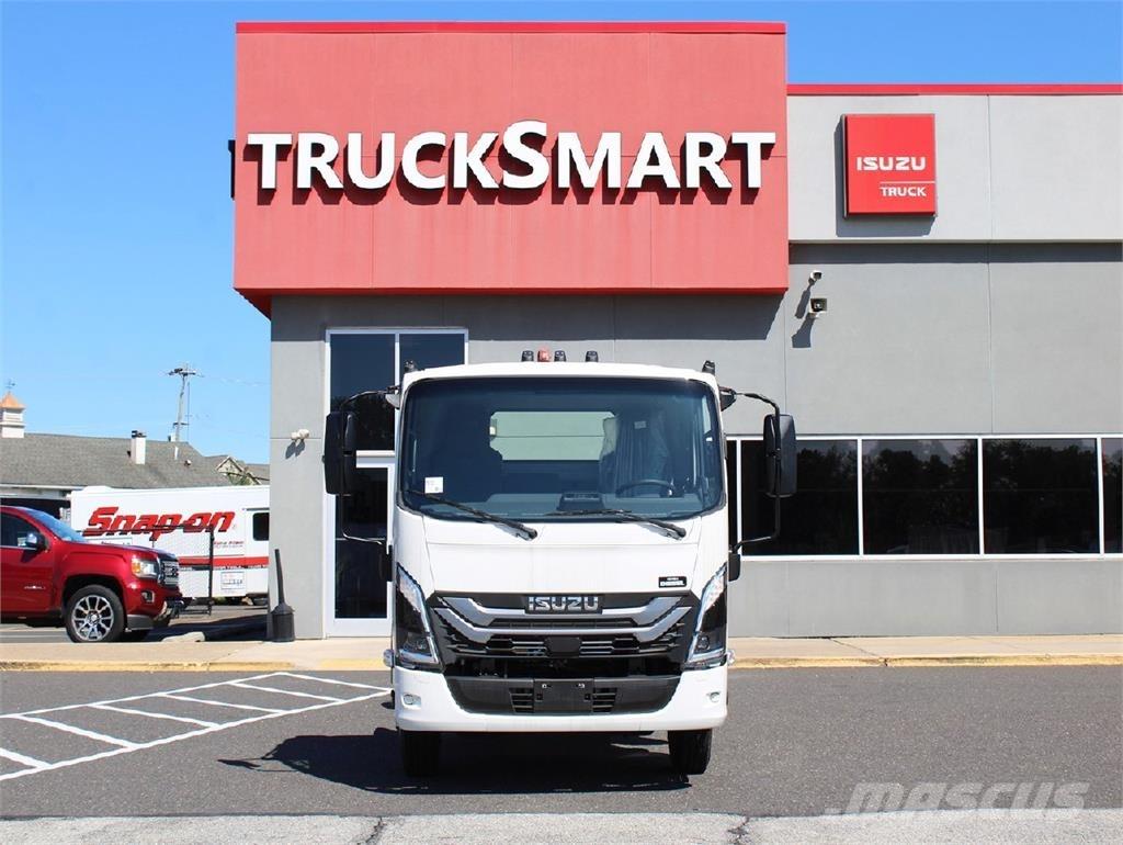 Isuzu NPR-HD Фургони