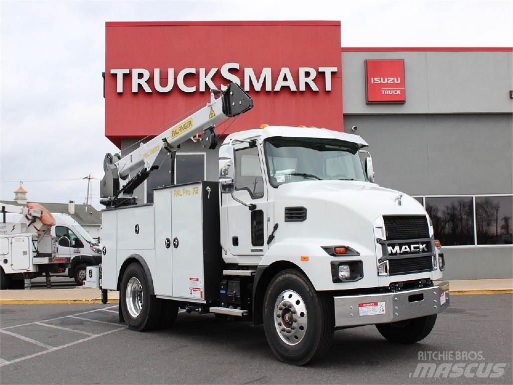 Mack MD6 Евакуатори