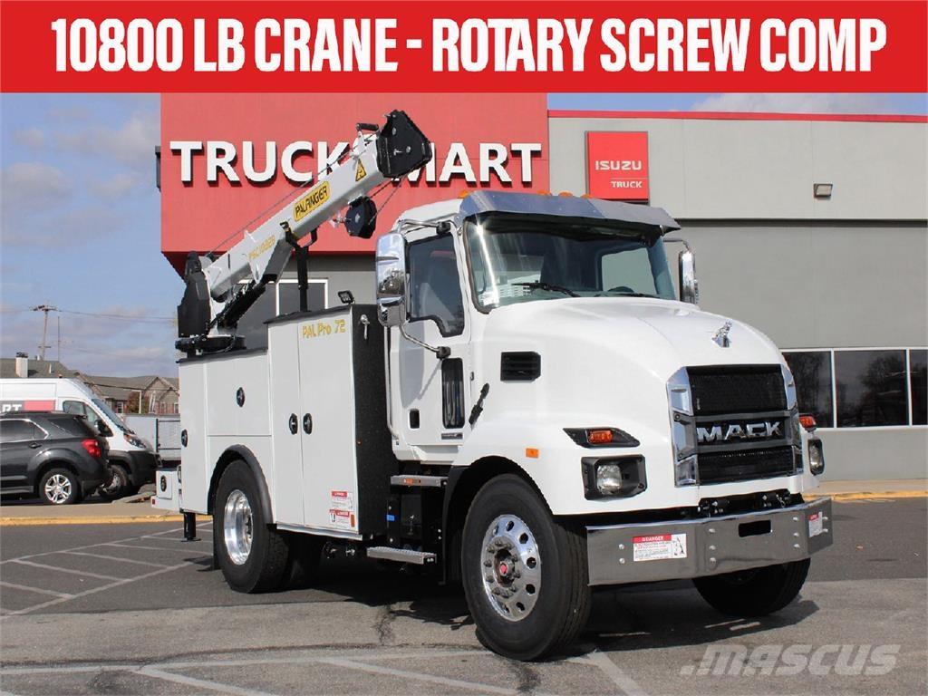 Mack MD6 Автокрани