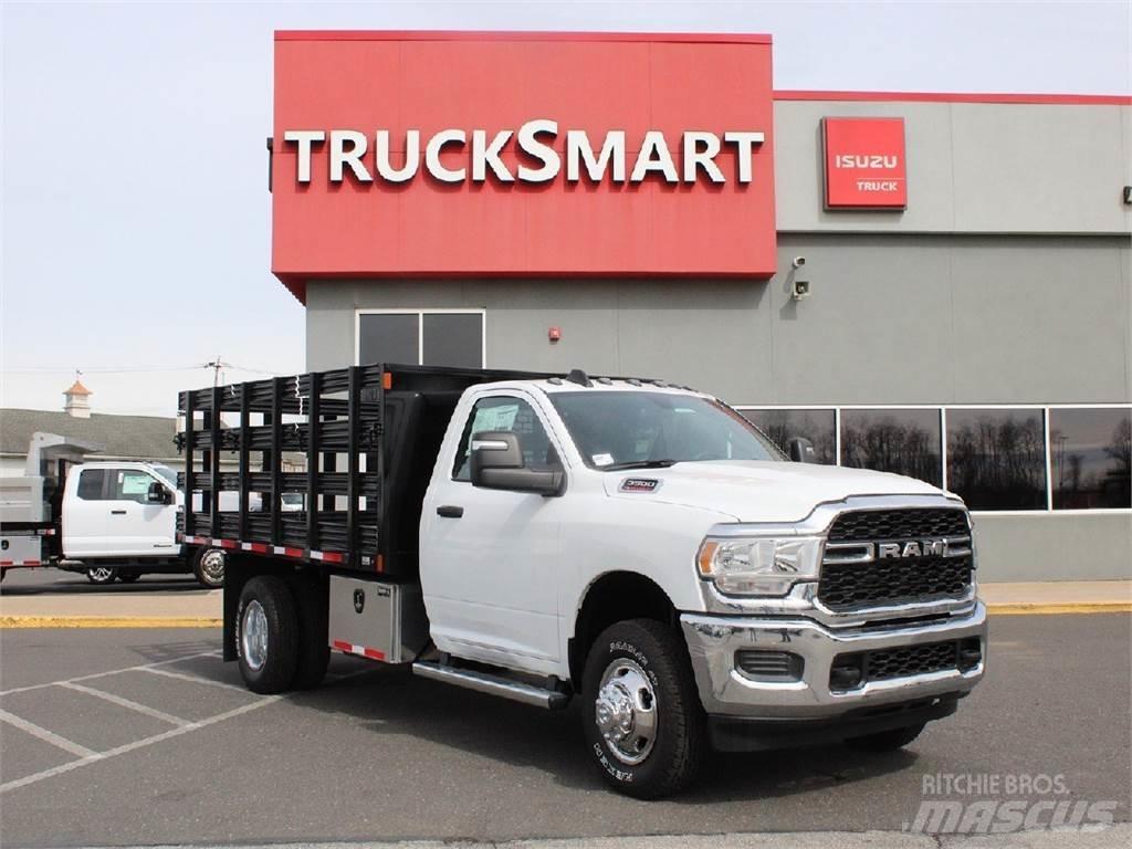 RAM 3500 Вантажівки-платформи/бокове розвантаження