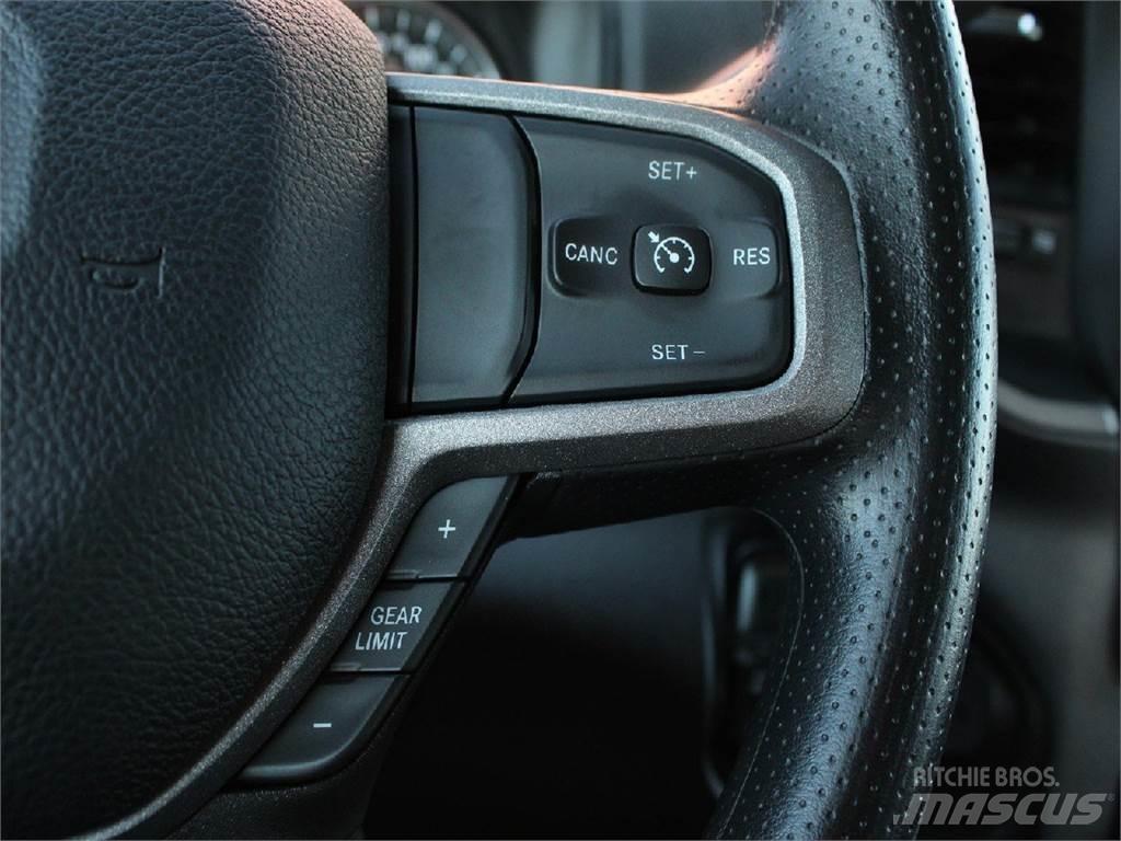RAM 5500 Комунальні автомобілі / автомобілі загального призначення