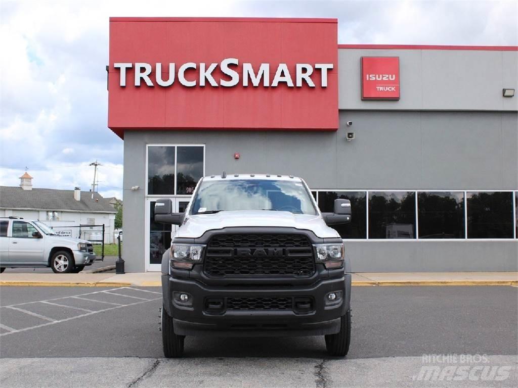 RAM 5500 Контейнеровози