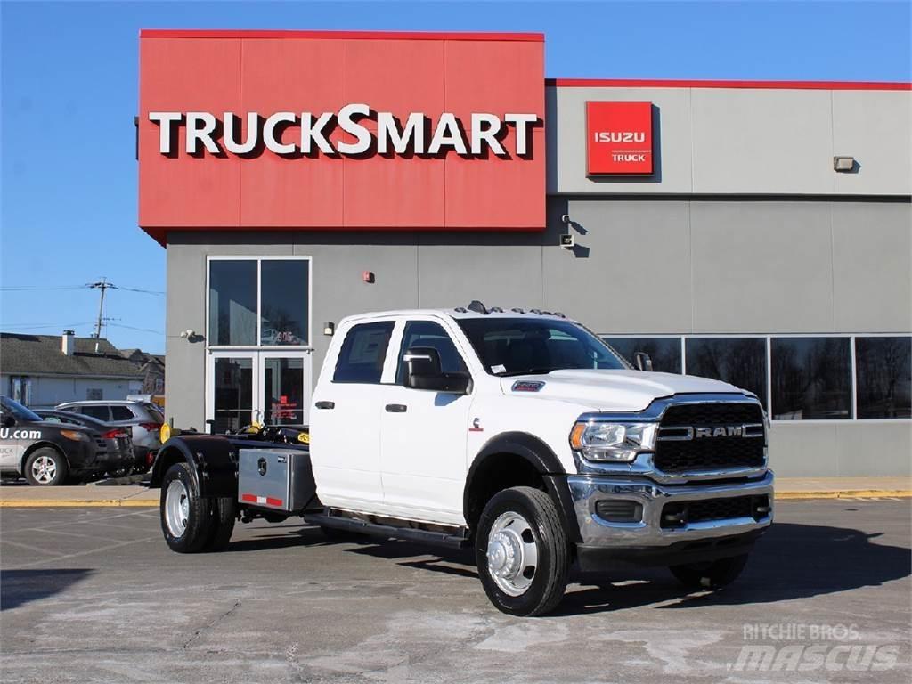 RAM 5500 Автоконтейнеровози