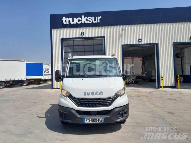 Iveco 35C14 Пікапи / Бічне розвантаження