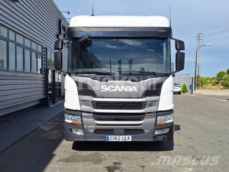 Scania P450 Тягачі