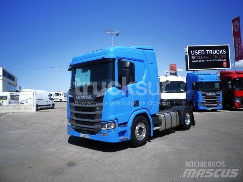 Scania R450 Тягачі