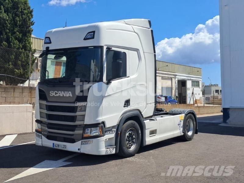 Scania R450 Тягачі