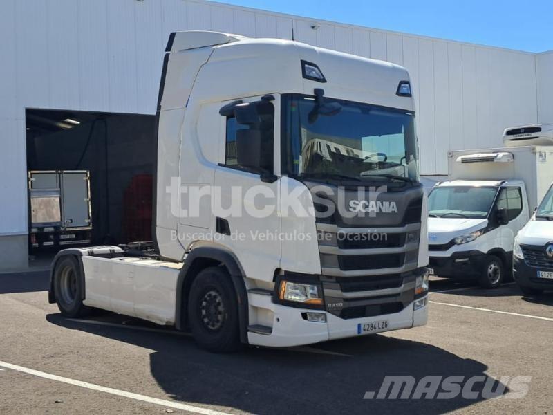 Scania R450 Тягачі