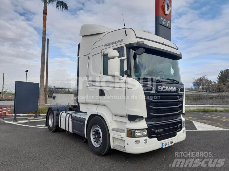 Scania R520 Тягачі