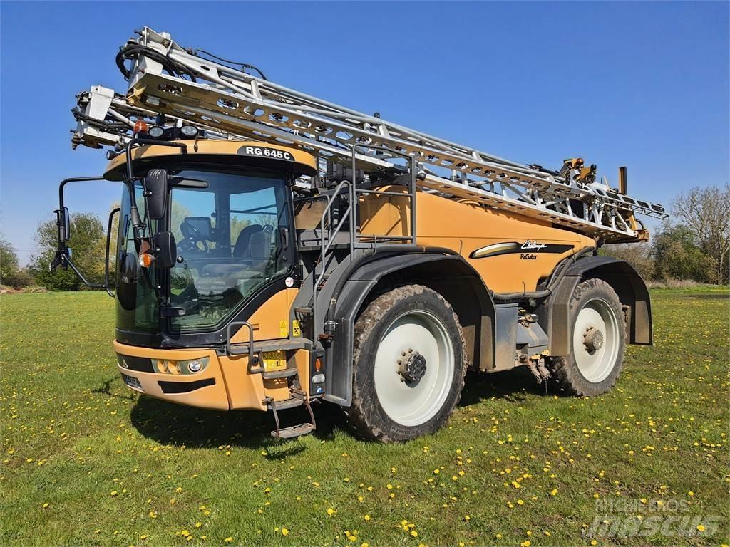 Challenger RG645C Причіпні обприскувачі