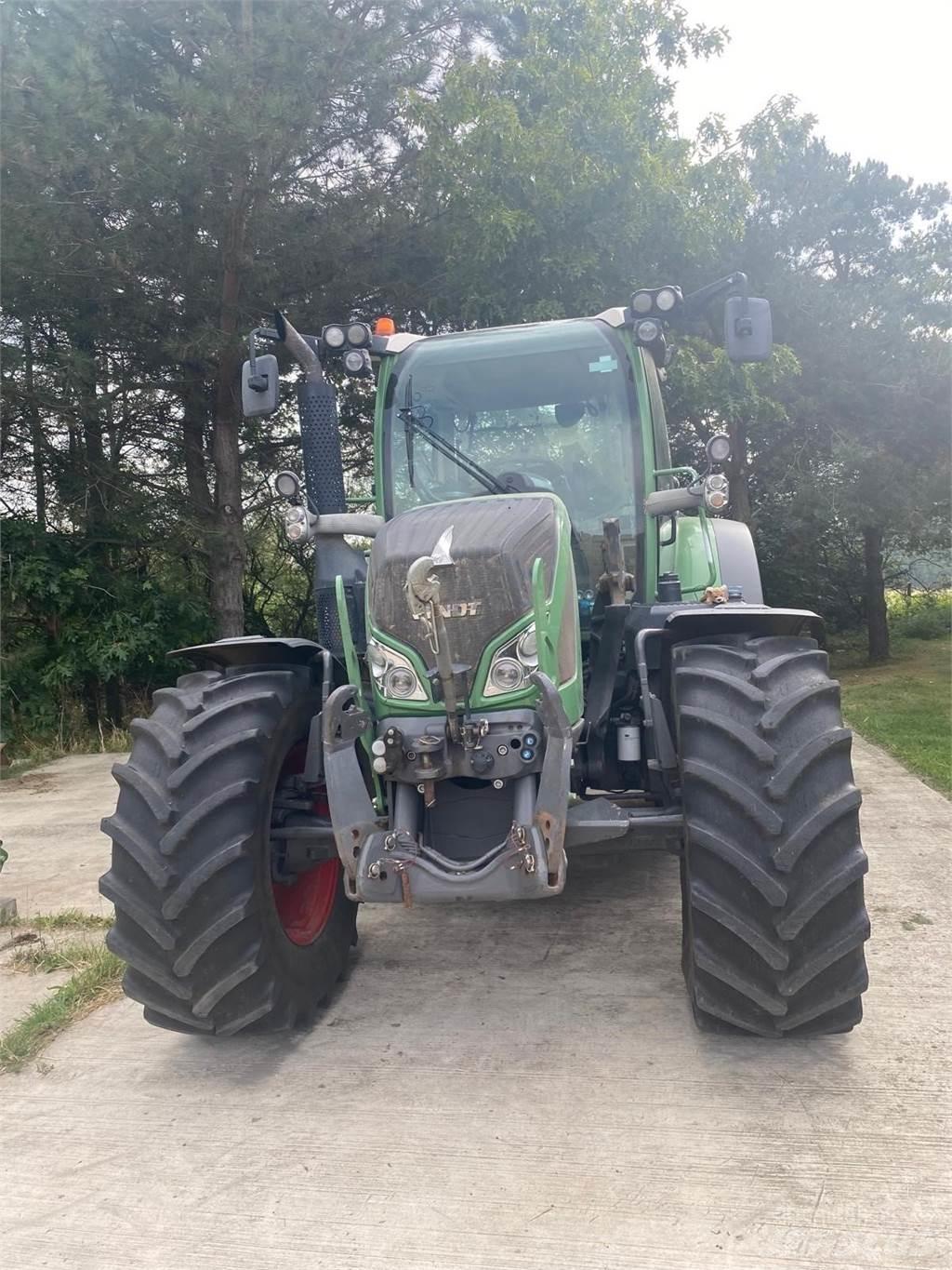 Fendt 516 Трактори