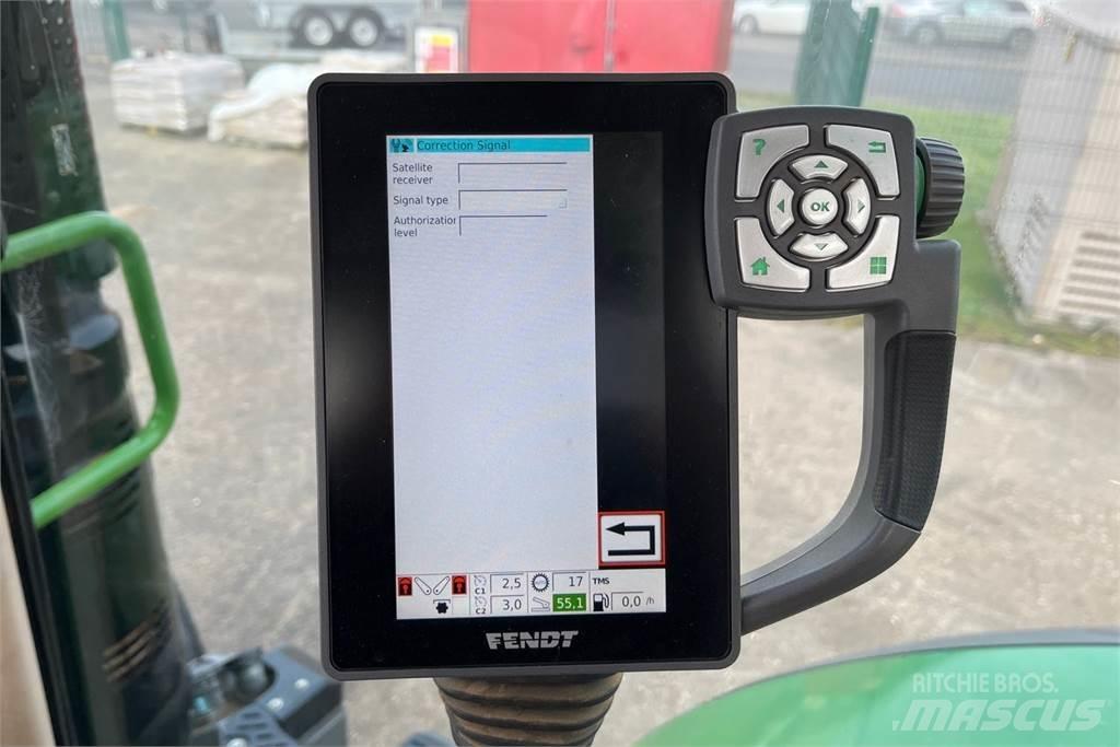 Fendt 718 Трактори