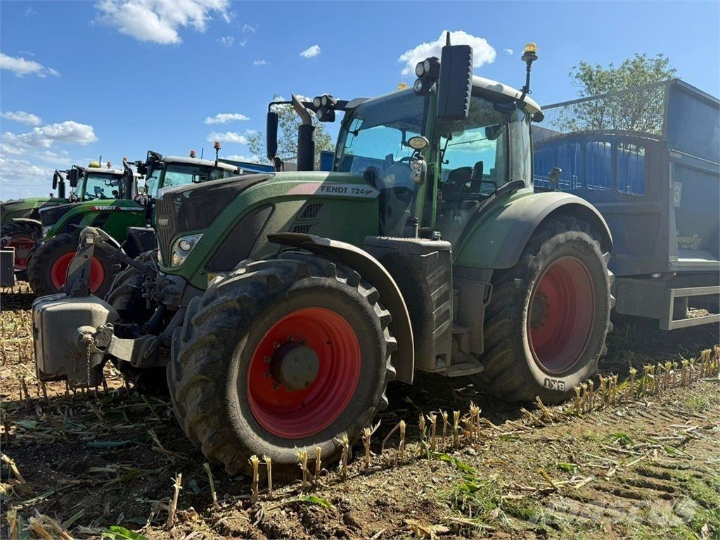 Fendt 724 Трактори