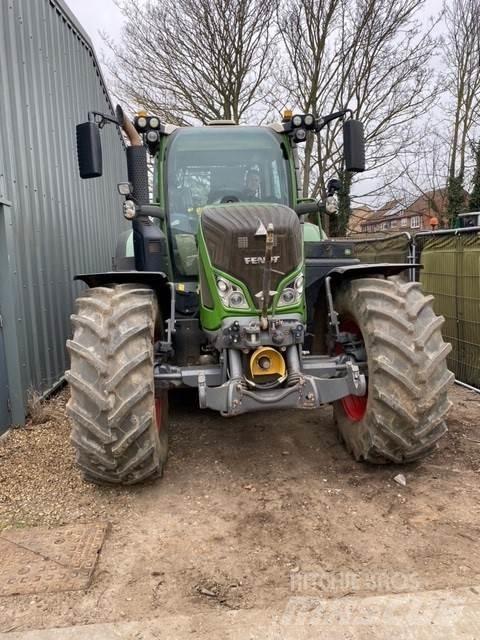 Fendt 724 DEMO Трактори