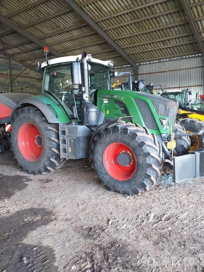 Fendt 824 Трактори