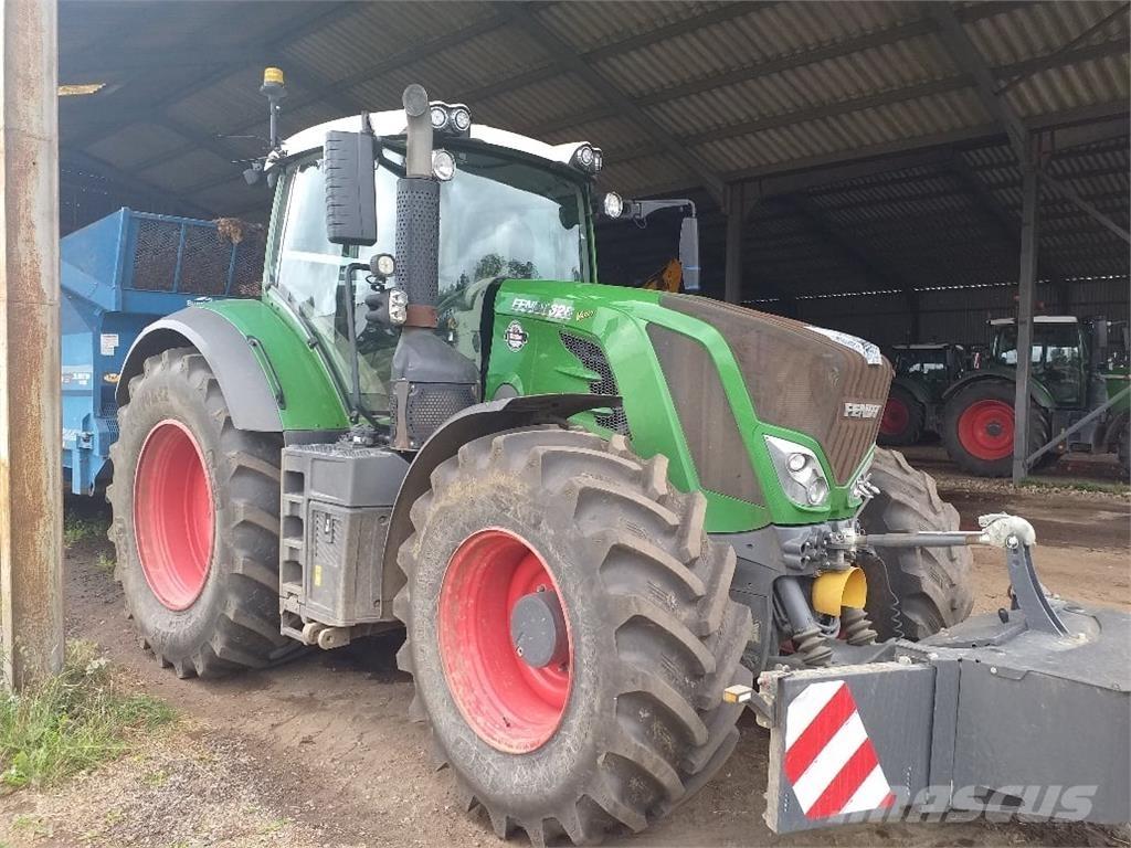 Fendt 828 Трактори