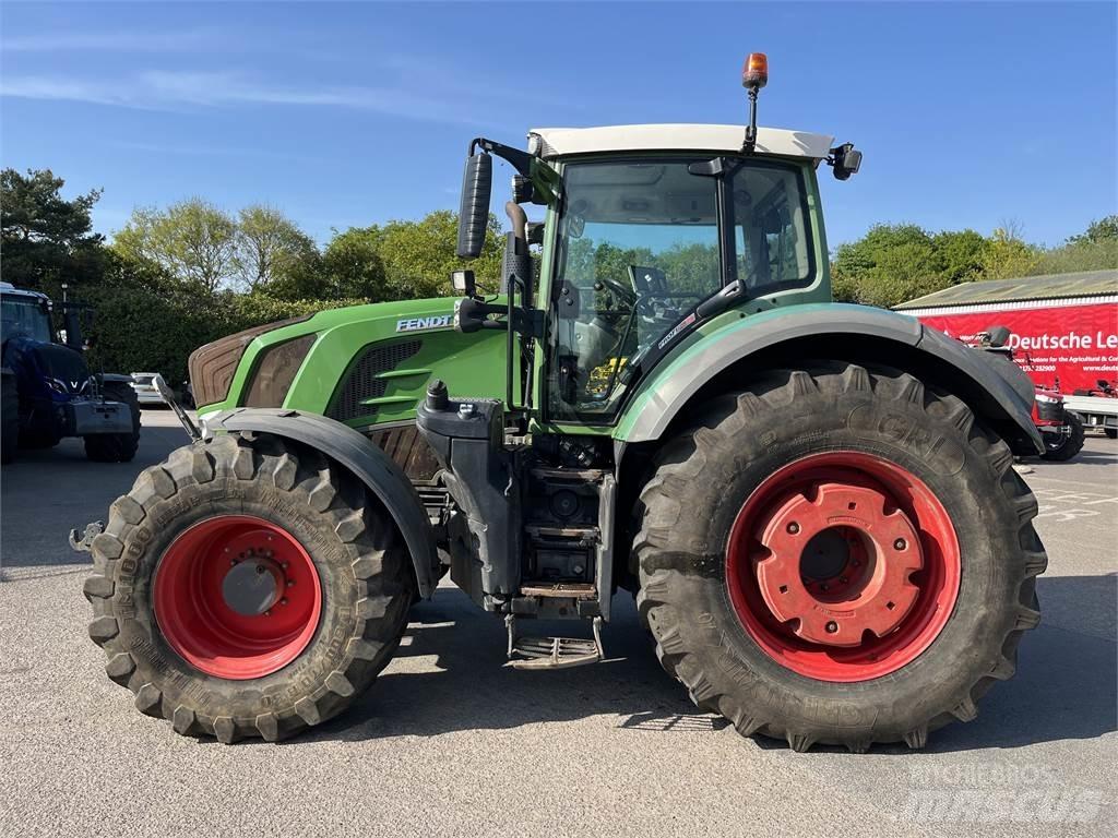 Fendt 828 DEMO Трактори