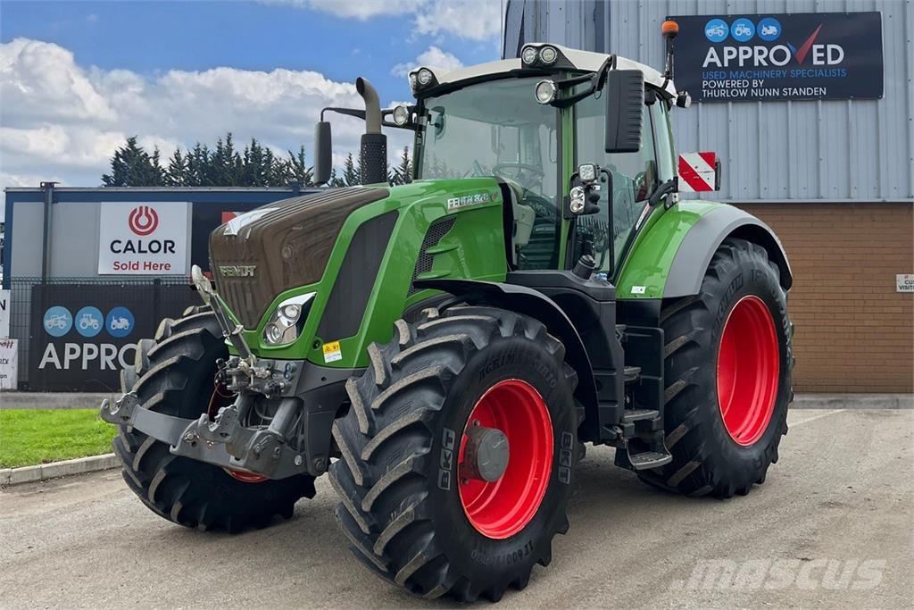 Fendt 828 VARIO S4 Трактори