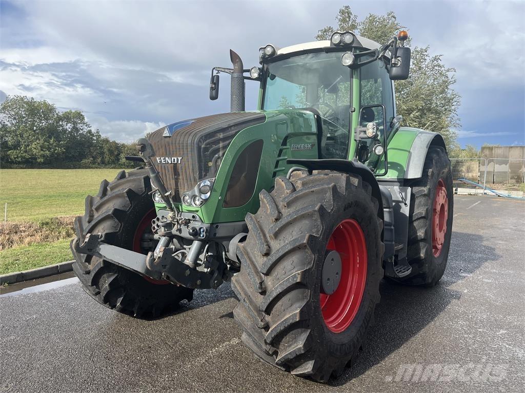 Fendt 936 PROFI Трактори