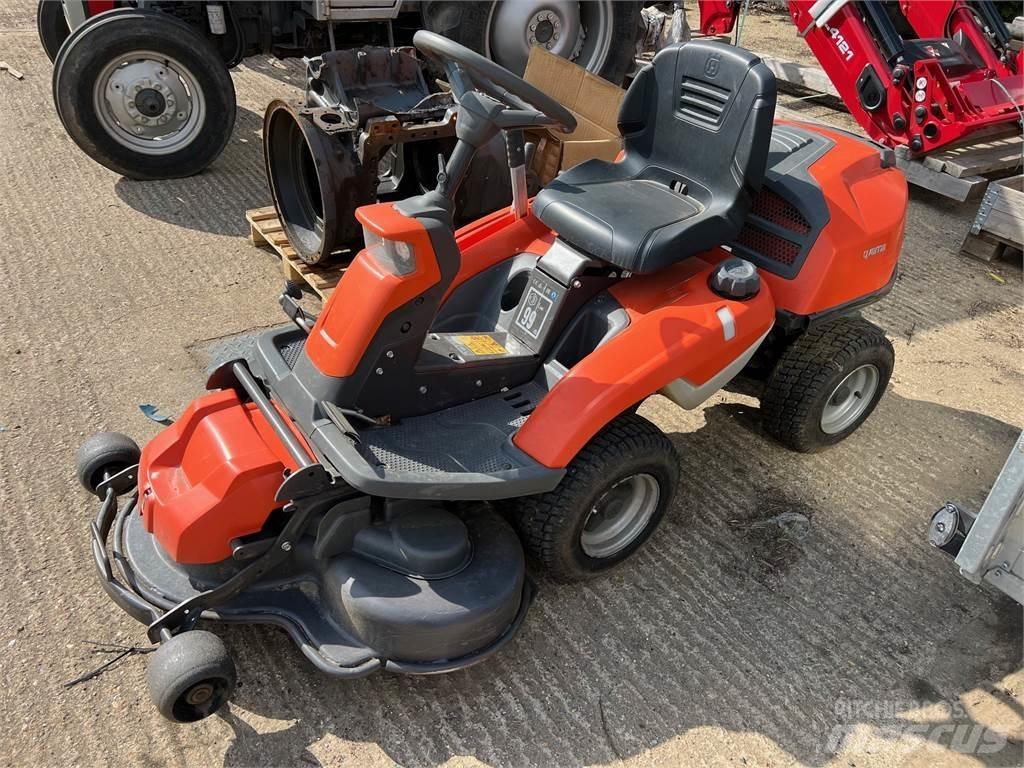 Husqvarna R216 Косилки