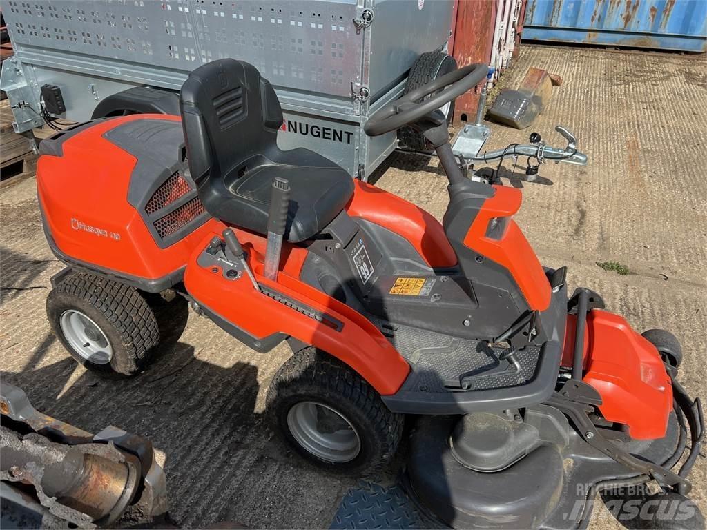 Husqvarna R216 Косилки