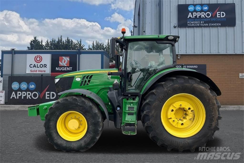 John Deere 6215R Трактори