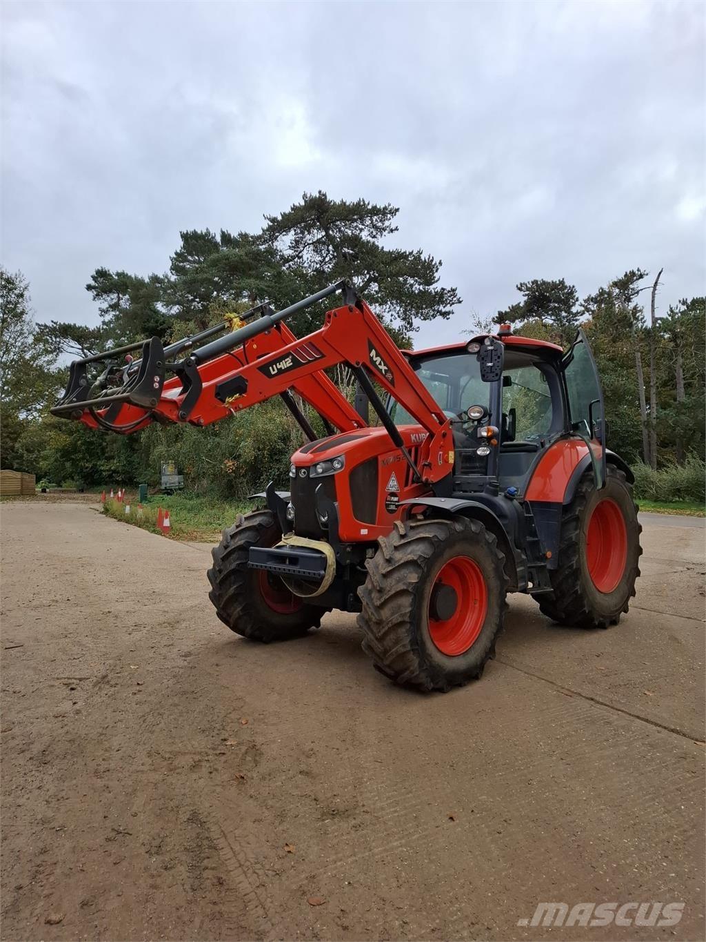 Kubota M7-152 Трактори