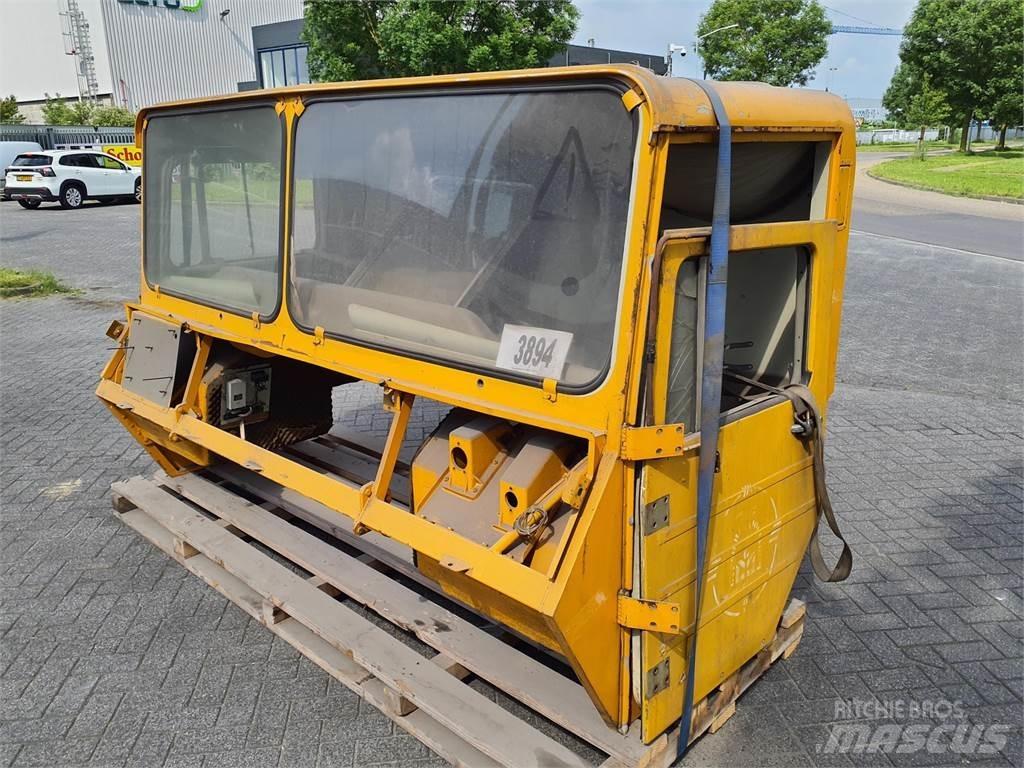 Faun KF lower cabin Кабіна